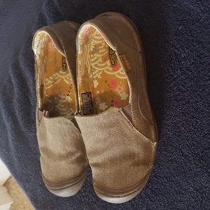 Keen Women's Golden drizzle slip on